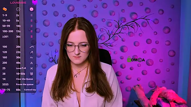 luna berryy online show from 16, 12, 2025