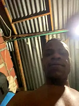 Snapshot of ElNegroRony chatting on 6, 12, 2024 ElNegroRony online show from 6, 12, 2024