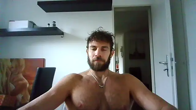 Snapshot of alpha-hunk chatting on 27, 10, 2025 alpha-hunk online show from 27, 10, 2025