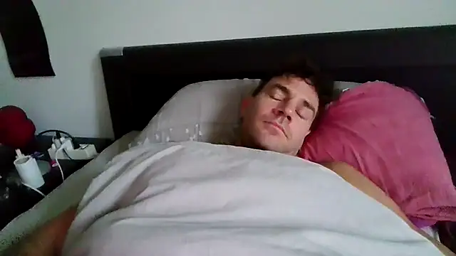 Snapshot of alpha-hunk chatting on 9, 11, 2025 alpha-hunk online show from 9, 11, 2025