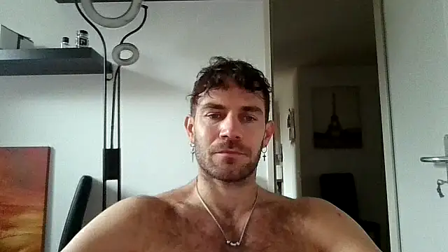 Snapshot of alpha-hunk chatting on 17, 11, 2025 alpha-hunk online show from 17, 11, 2025
