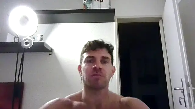 Snapshot of alpha-hunk chatting on 5, 12, 2025 alpha-hunk online show from 5, 12, 2025