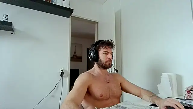 Snapshot of alpha-hunk chatting on 10, 1, 2026 alpha-hunk online show from 10, 1, 2026