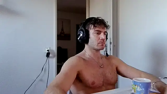 Snapshot of alpha-hunk chatting on 15, 1, 2026 alpha-hunk online show from 15, 1, 2026