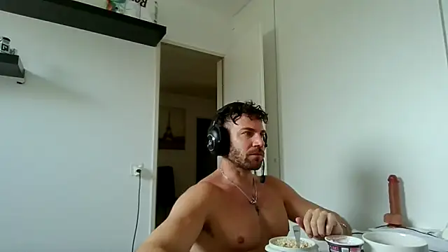 Snapshot of alpha-hunk chatting on 9, 3, 2026 alpha-hunk online show from 9, 3, 2026