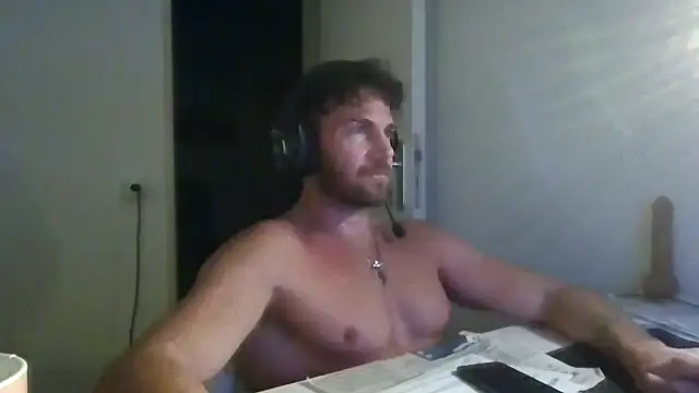 Snapshot of alpha-hunk chatting on 12, 3, 2026 alpha-hunk online show from 12, 3, 2026