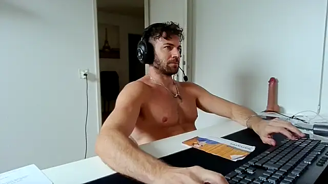 Snapshot of alpha-hunk chatting on 16, 3, 2026 alpha-hunk online show from 16, 3, 2026