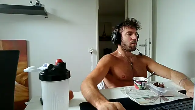 Snapshot of alpha-hunk chatting on 20, 5, 2026 alpha-hunk online show from 20, 5, 2026