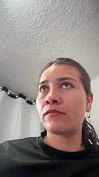 Snapshot of aurora_divine chatting on 27, 7, 2026 aurora divine online show from 27, 7, 2026