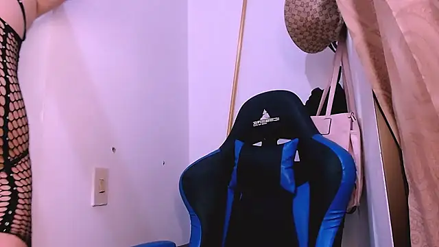 bubble red online show from 12, 2, 2026