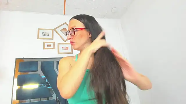 LolaBoobs online show from 13, 7, 2026