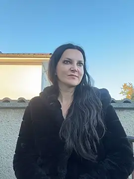 -OLYA- online show from 4, 3, 2026