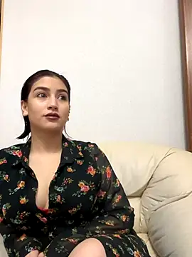 Snapshot of StormBeverly chatting on 4, 12, 2024 StormBeverly online show from 4, 12, 2024