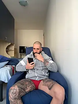 Snapshot of Gioeltoro89 chatting on 7, 4, 2026 Gioeltoro89 online show from 7, 4, 2026