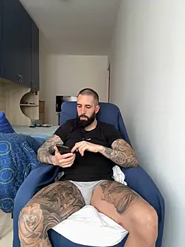 Snapshot of Gioeltoro89 chatting on 10, 5, 2026 Gioeltoro89 online show from 10, 5, 2026