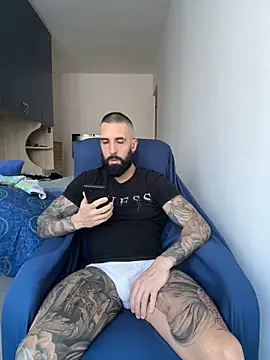 Snapshot of Gioeltoro89 chatting on 15, 5, 2026 Gioeltoro89 online show from 15, 5, 2026