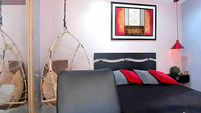 ebbafernandez  online show from 4, 7, 2026