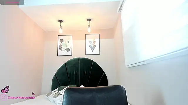 ebbafernandez  online show from 17, 7, 2026