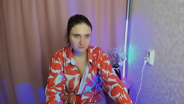 Miss Elsa  online show from 14, 11, 2025