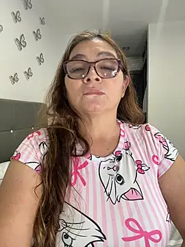 AntonellaAlondra4 online show from 28, 3, 2026