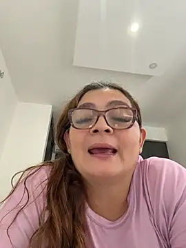 AntonellaAlondra4 online show from 2, 5, 2026