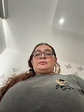 AntonellaAlondra4 online show from 4, 5, 2026