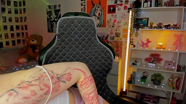 AkiraKatsu online show from 18, 1, 2026