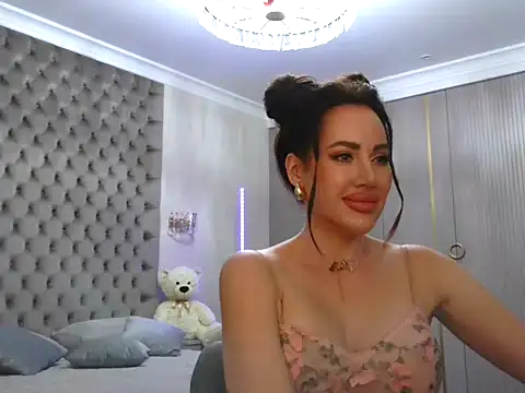 Snapshot of TianaPosh chatting on 31, 1, 2025 TianaPosh online show from 31, 1, 2025