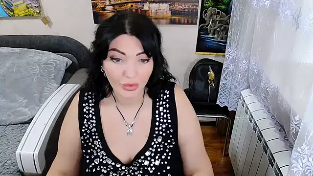 Lady Boom Wild  online show from 21, 11, 2025