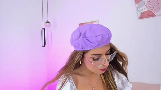 Snapshot of samantha__fairy chatting on 10, 12, 2024 samantha fairy online show from 10, 12, 2024