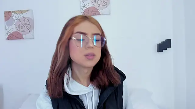 Snapshot of samantha__fairy chatting on 22, 2, 2025 samantha fairy online show from 22, 2, 2025