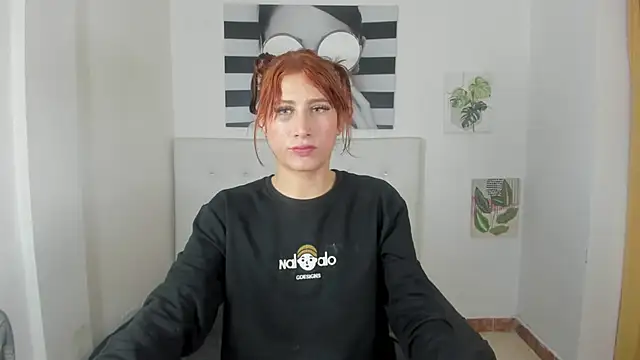 Snapshot of Sofia_agudelo chatting on 10, 10, 2025 Sofia agudelo online show from 10, 10, 2025