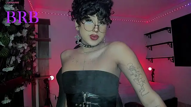 Heka Prudence online show from 28, 7, 2026