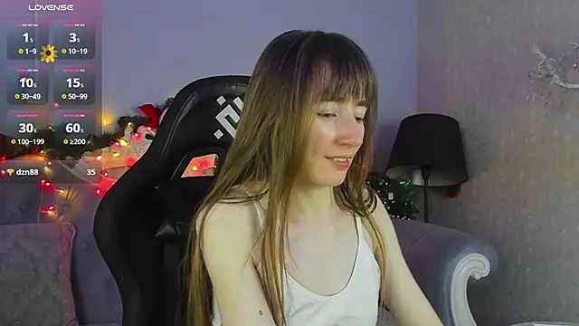 Snapshot of MillicentFarrell chatting on 17, 1, 2025 MillicentFarrell online show from 17, 1, 2025