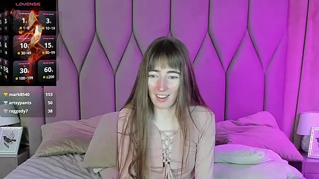 Snapshot of MillicentFarrell chatting on 1, 2, 2025 MillicentFarrell online show from 1, 2, 2025