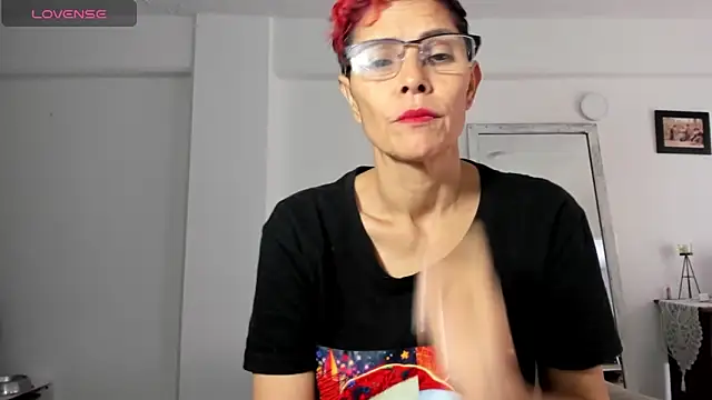 MireyaTorresGu online show from 13, 2, 2025