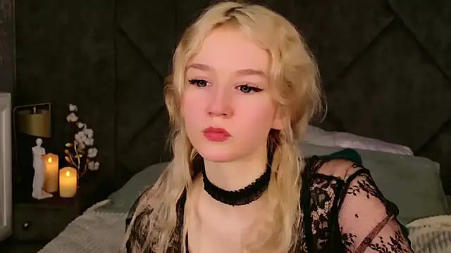 NaomiLoys online show from 23, 2, 2025