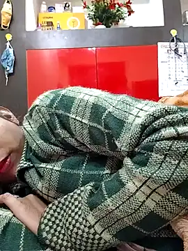 Snapshot of Sexy-Mona2 chatting on 19, 12, 2024 Sexy-Mona2 online show from 19, 12, 2024