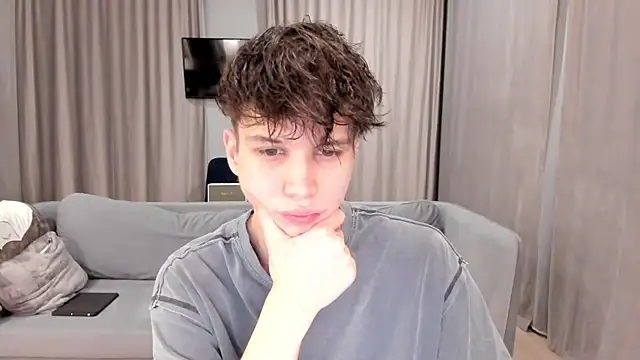 Im Shine Guy online show from 26, 12, 2024