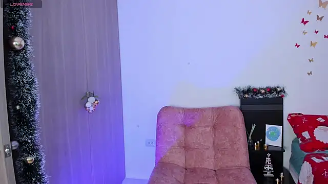 AndreaVelasco online show from 19, 12, 2025