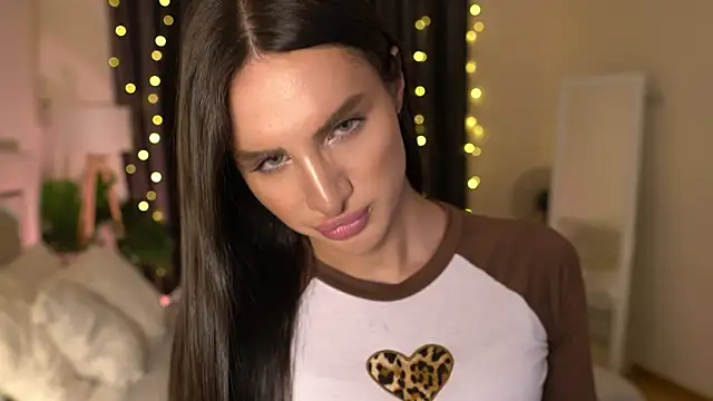 Kim Oberlin  online show from 26, 2, 2025