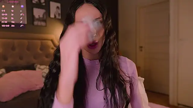 Kim Oberlin  online show from 22, 3, 2025