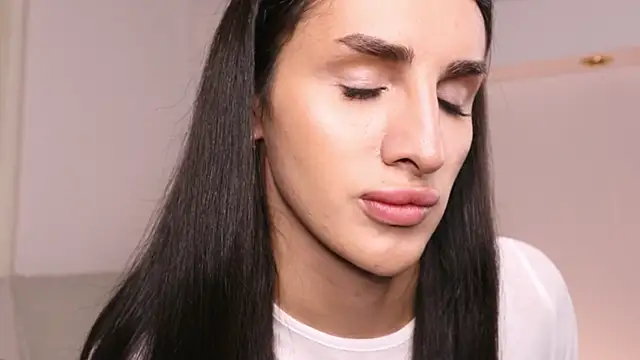 Kim Oberlin  online show from 16, 9, 2025