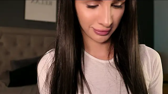 Kim Oberlin  online show from 16, 10, 2025