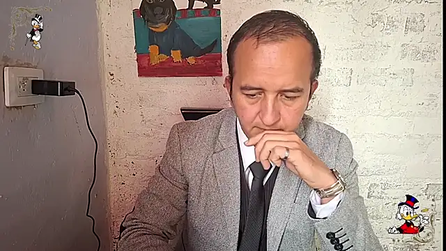 Snapshot of yazforeSolo chatting on 6, 10, 2025 yazforeSolo online show from 6, 10, 2025