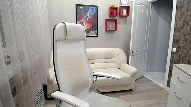 Milla Cutie18 online show from 3, 12, 2025