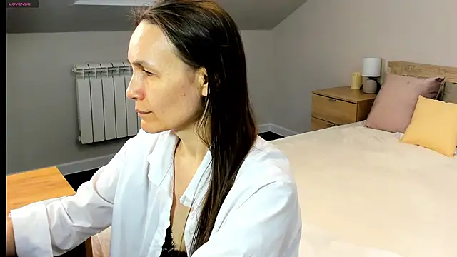 Snapshot of Lillian_White chatting on 22, 2, 2025 Lillian White online show from 22, 2, 2025