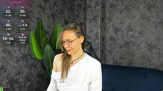 Lillian White online show from 24, 5, 2026