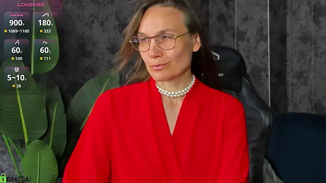 Lillian White online show from 22, 6, 2026