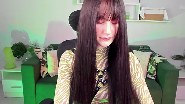 LuxRayi online show from 2, 3, 2025